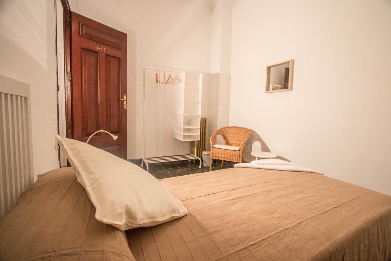 Rotaret Hotell Valencia Exteriör bild