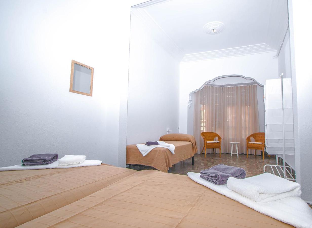 Rotaret Hotell Valencia Exteriör bild